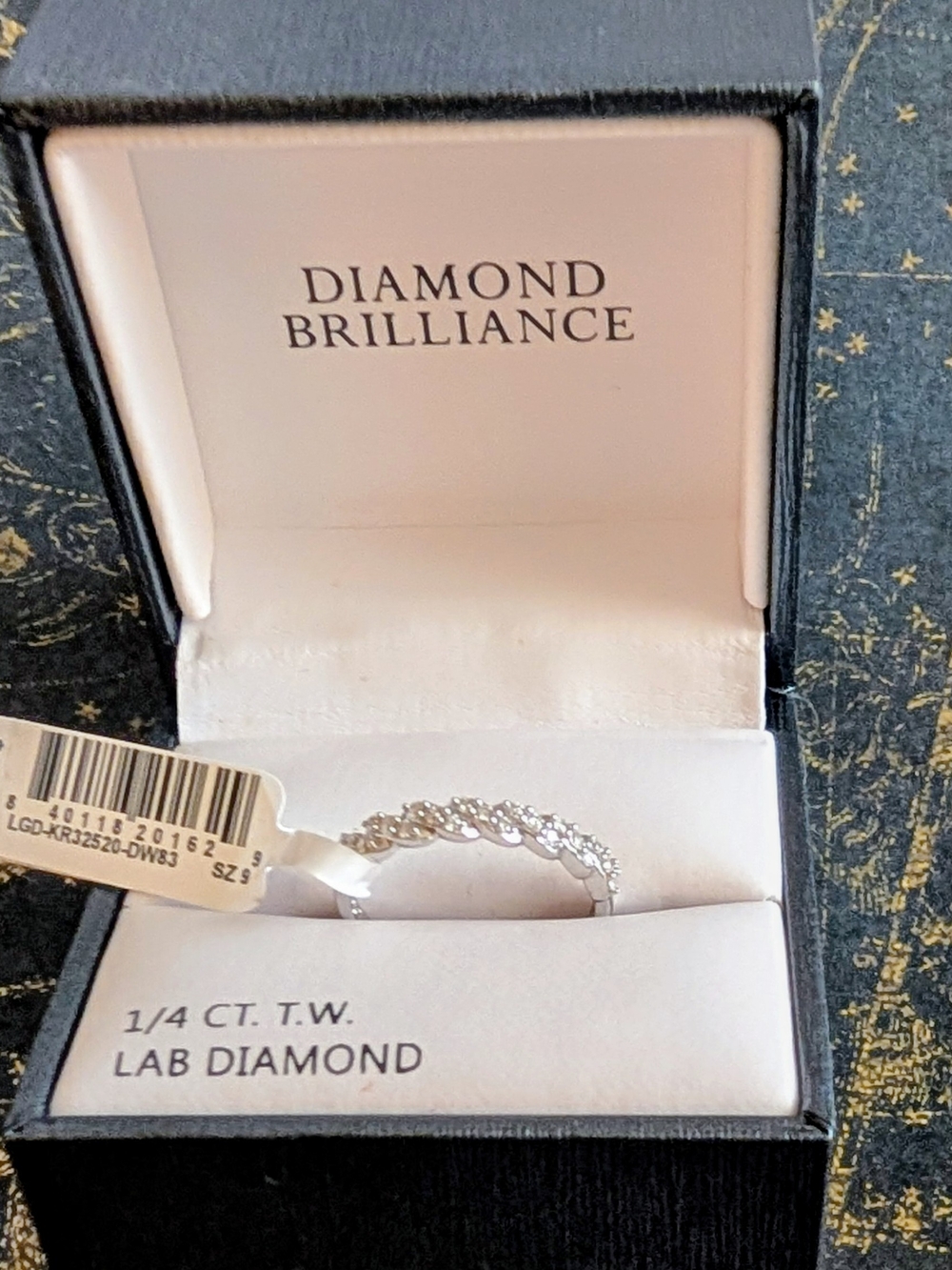 Diamond Twist Ring in Silver